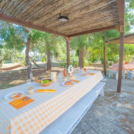 Masseria Le Palmentelle Pool And Garden - Happy San Donato di Lecce